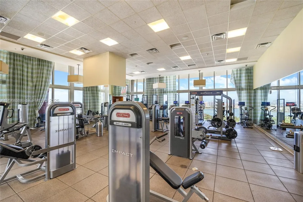 50 Biscayne Blvd #514 Miami, FL 33132