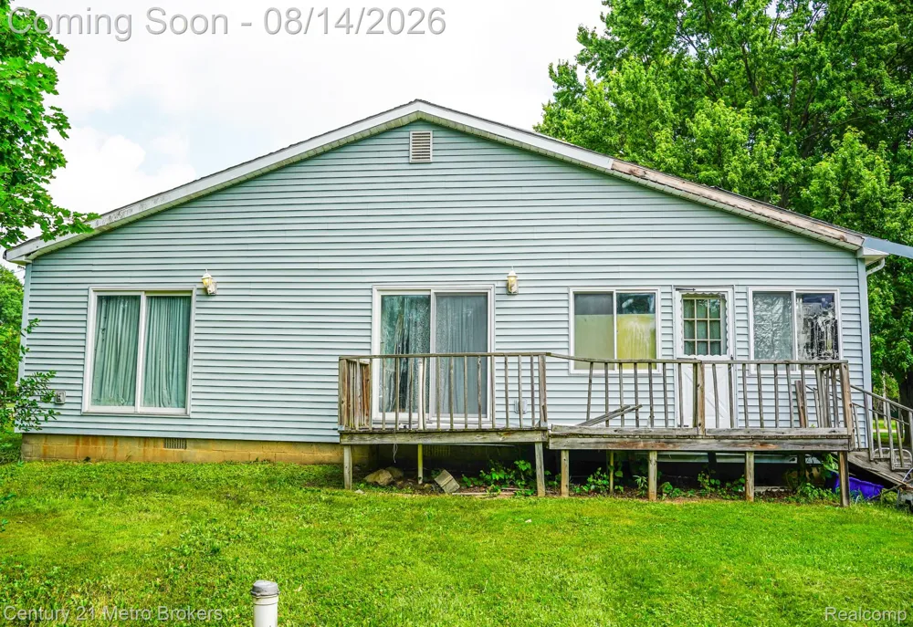8294 Davison Road Davison Township, MI 48423