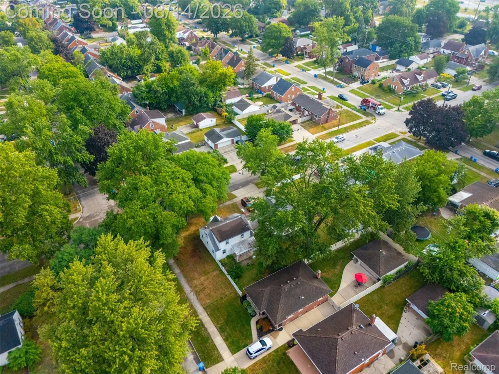 6644 Vernon Street Dearborn Heights City, MI 48127