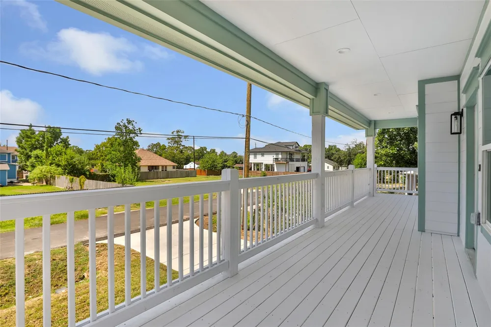 114 Dwire Drive La Porte, TX 77571