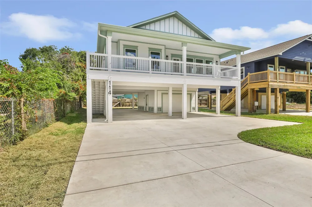 114 Dwire Drive La Porte, TX 77571