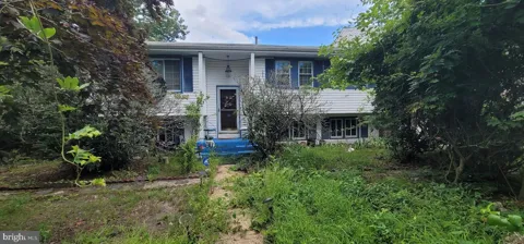 7 SOMMERS LANE