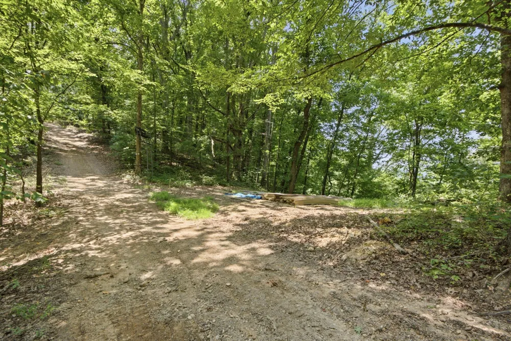 Pete Graham Road Jasper, TN 37347