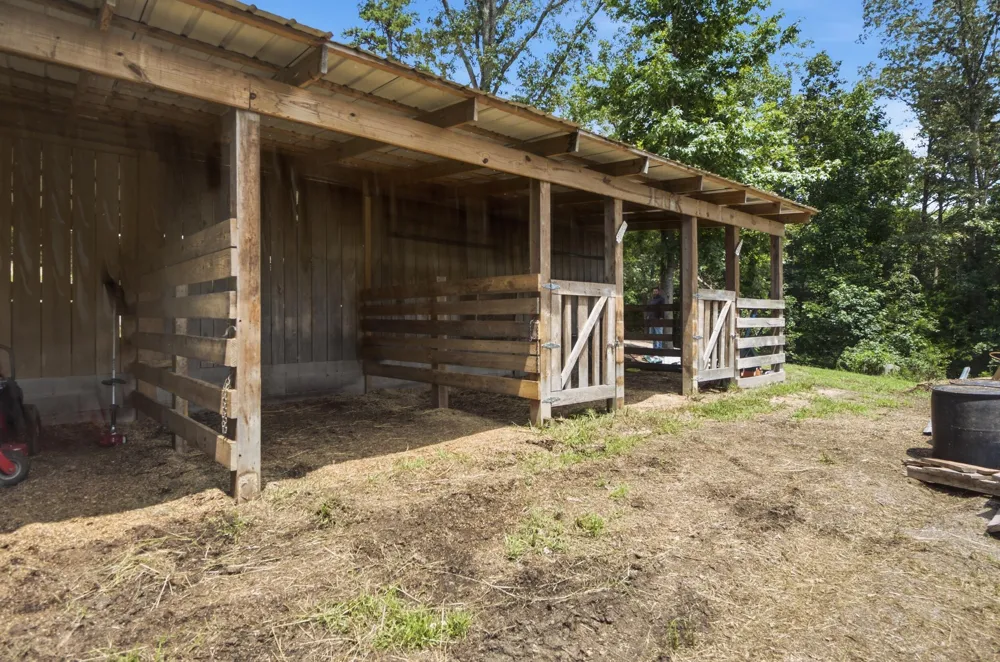 Pete Graham Road Jasper, TN 37347