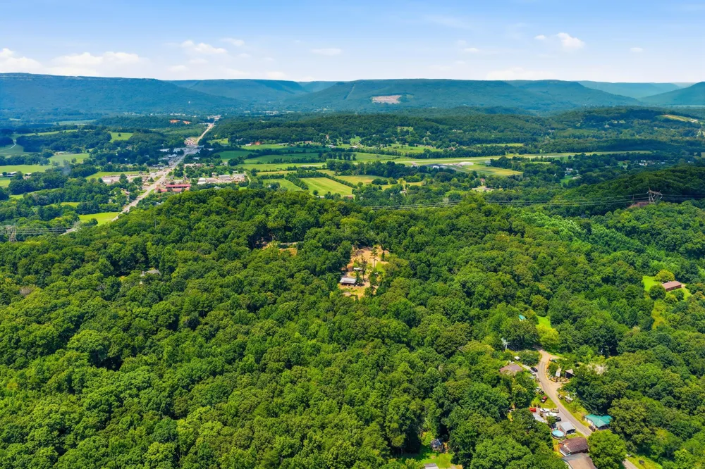 Pete Graham Road Jasper, TN 37347