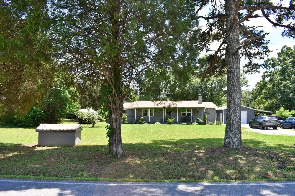 5858 Wolf Creek Road Spring City, TN 37381