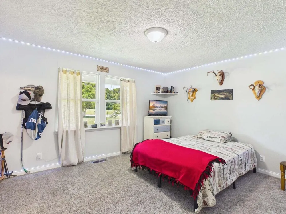 5858 Wolf Creek Road Spring City, TN 37381