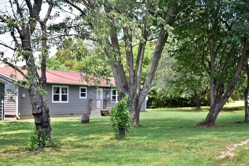 5858 Wolf Creek Road Spring City, TN 37381
