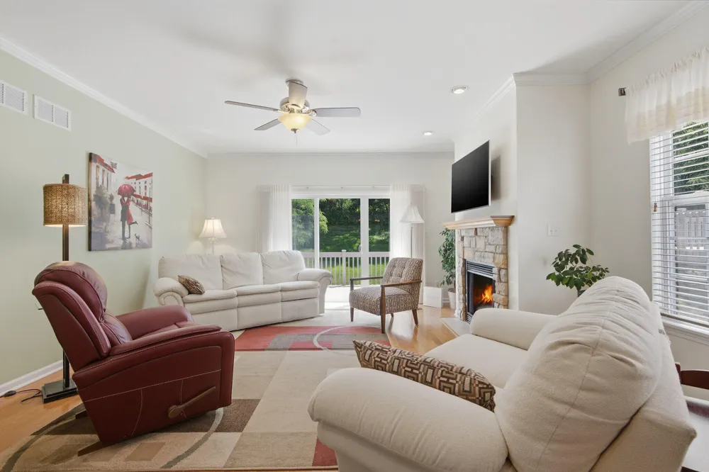 8789 Forest Glen Court St. John, IN 46373