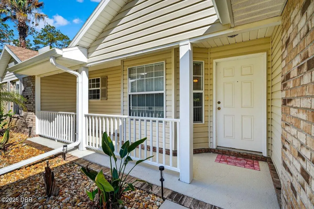 89 Robinson Drive S Palm Coast, FL 32164