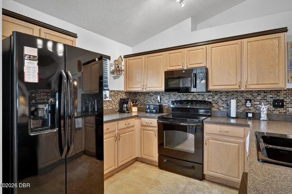 89 Robinson Drive S Palm Coast, FL 32164