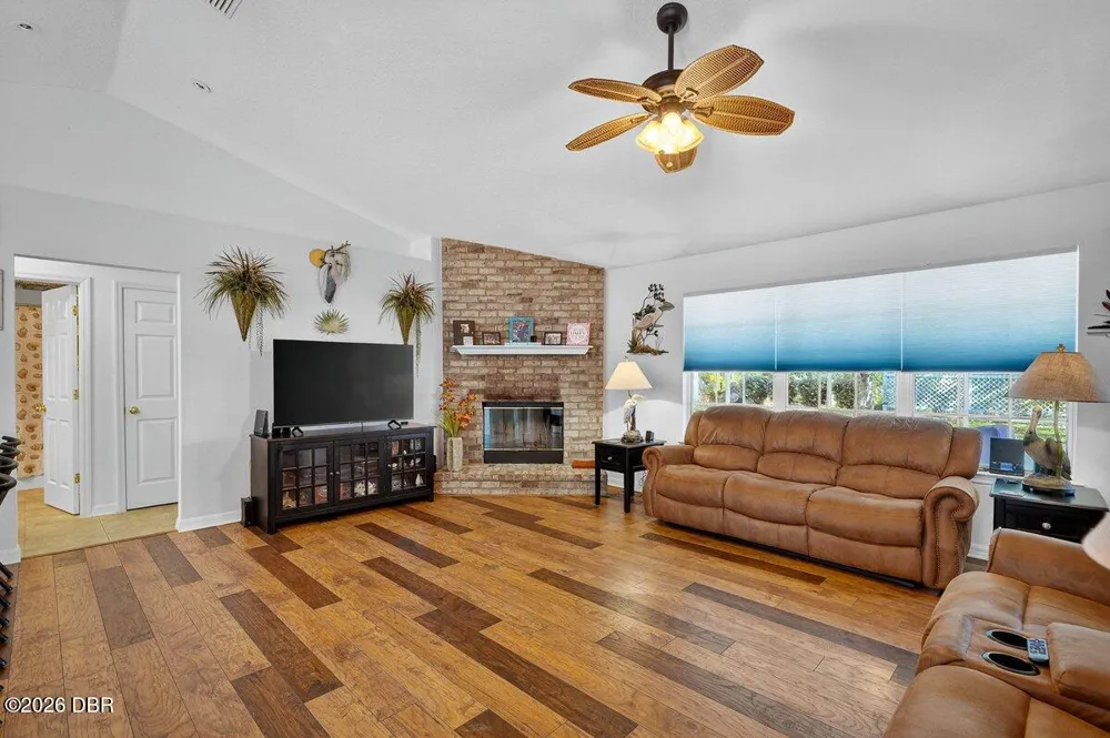 89 Robinson Drive S Palm Coast, FL 32164