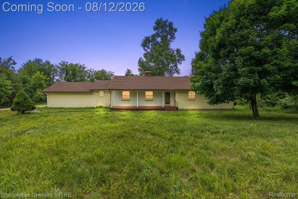 13010 Oyster Lake Road Holly Township, MI 48442