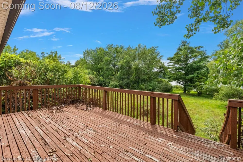 13010 Oyster Lake Road Holly Township, MI 48442