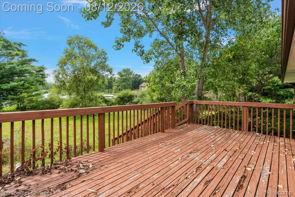 13010 Oyster Lake Road Holly Township, MI 48442