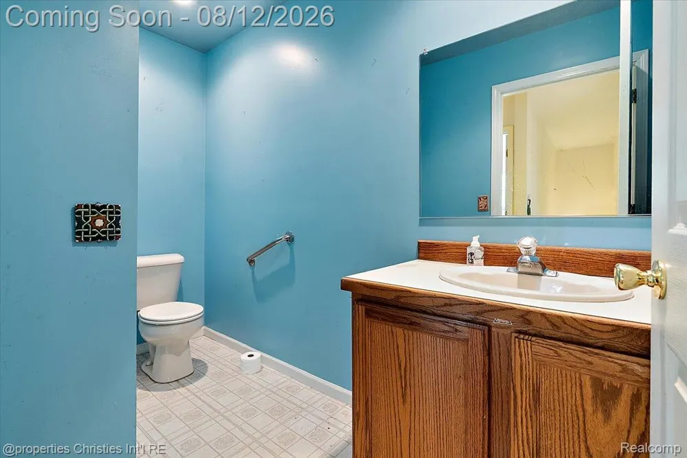 13010 Oyster Lake Road Holly Township, MI 48442