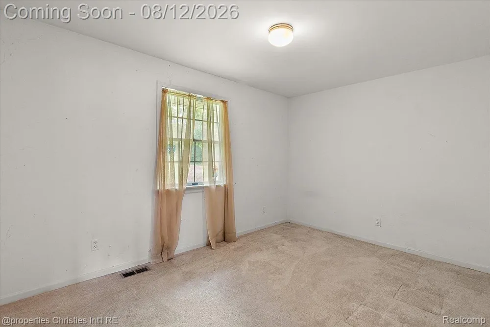 13010 Oyster Lake Road Holly Township, MI 48442