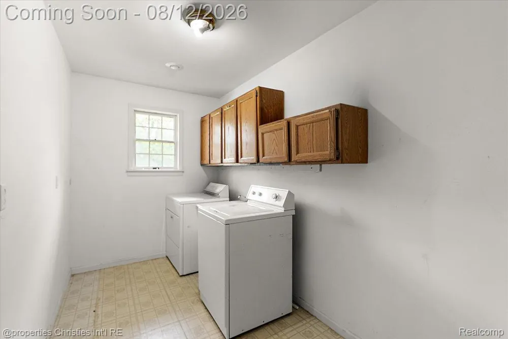 13010 Oyster Lake Road Holly Township, MI 48442