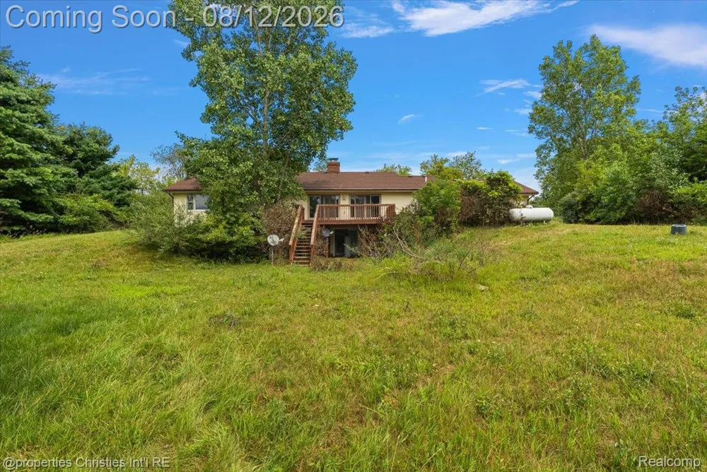 13010 Oyster Lake Road Holly Township, MI 48442