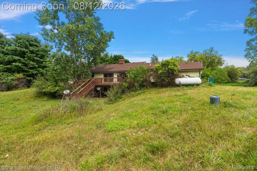 13010 Oyster Lake Road Holly Township, MI 48442