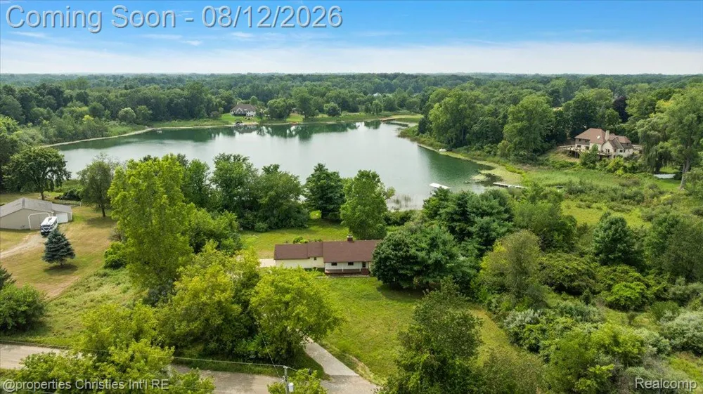 13010 Oyster Lake Road Holly Township, MI 48442