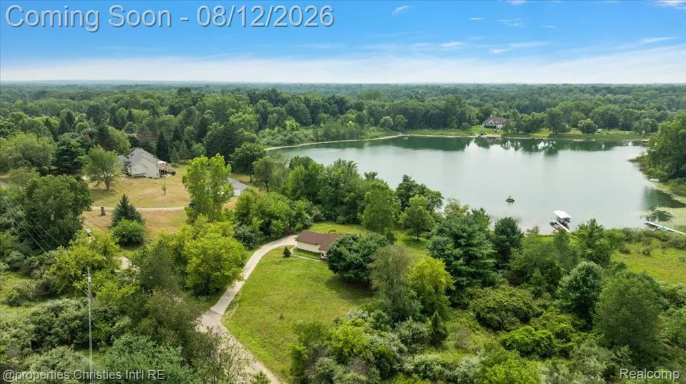 13010 Oyster Lake Road Holly Township, MI 48442