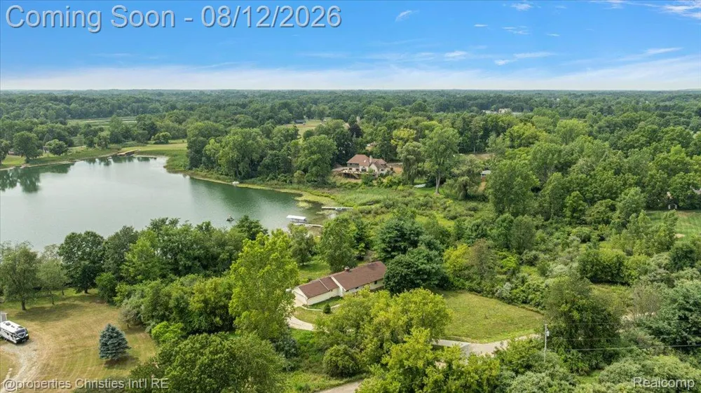 13010 Oyster Lake Road Holly Township, MI 48442