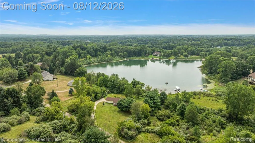 13010 Oyster Lake Road Holly Township, MI 48442