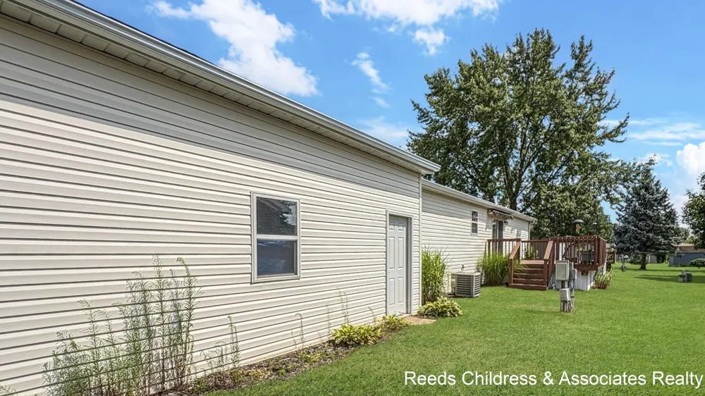 13813 Shamrock Lane Cedar Springs City, MI 49319