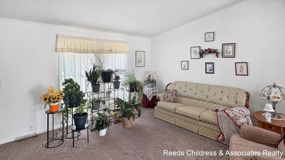 13813 Shamrock Lane Cedar Springs City, MI 49319