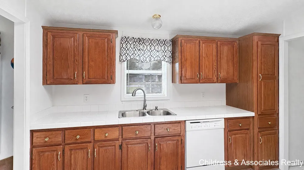 13813 Shamrock Lane Cedar Springs City, MI 49319