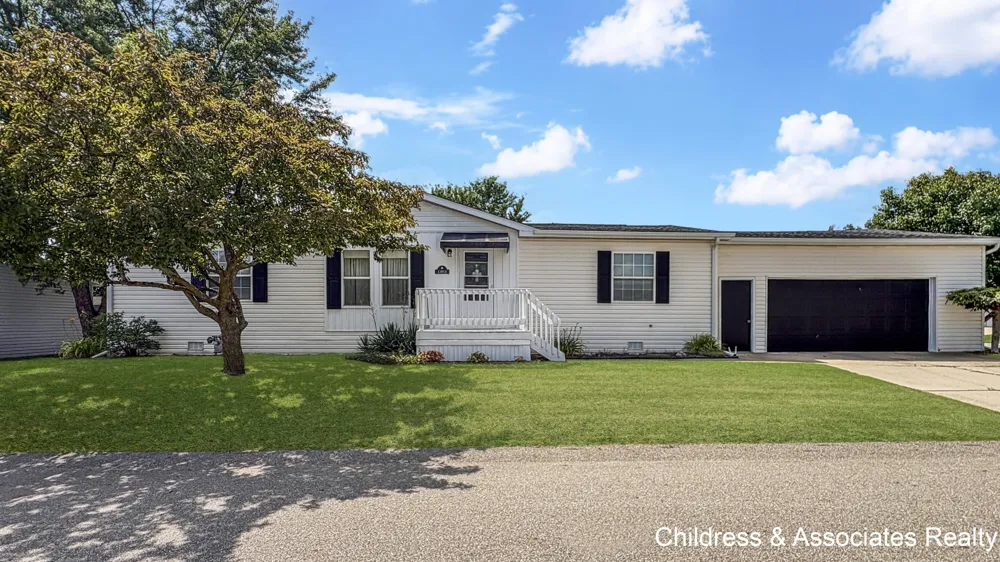 13813 Shamrock Lane Cedar Springs City, MI 49319