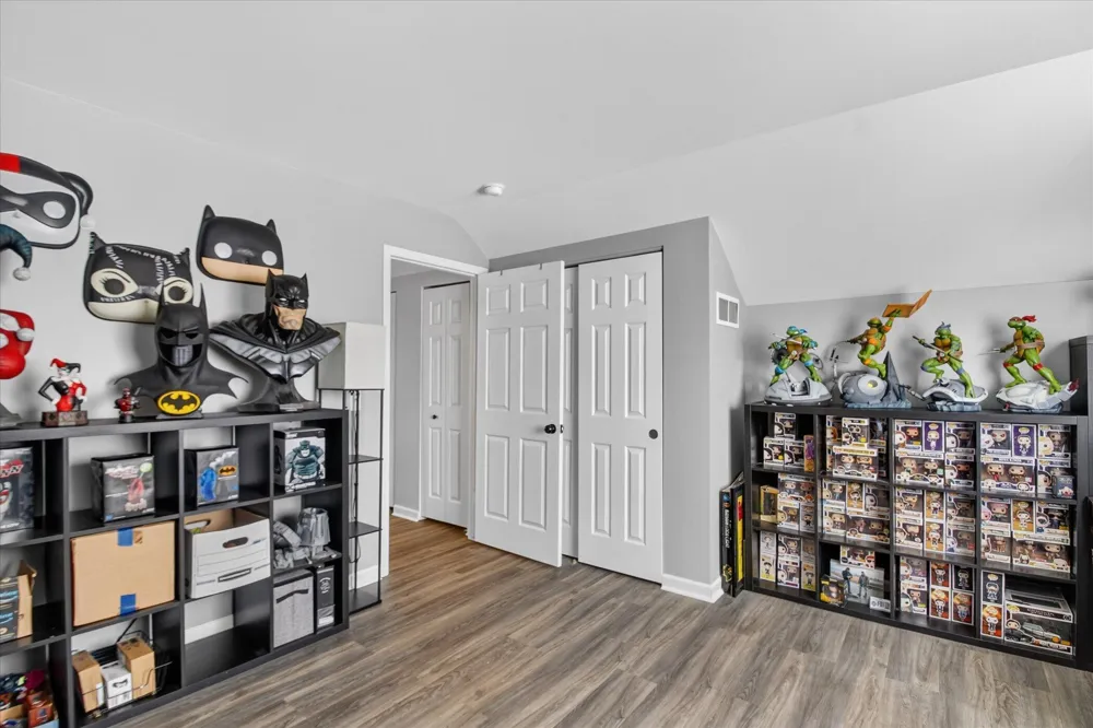 10415 Scarlet Oak Drive Superior Charter Township, MI 48198