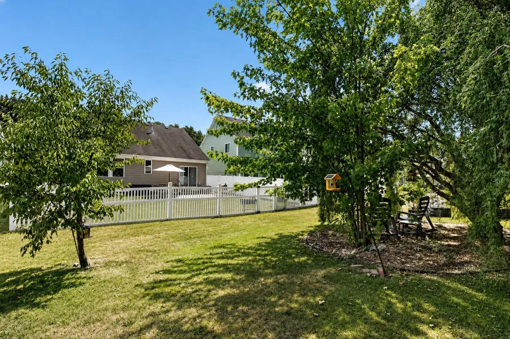 10415 Scarlet Oak Drive Superior Charter Township, MI 48198