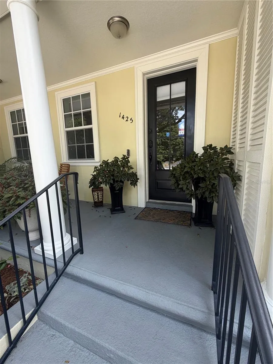1425 CHATFIELD PLACE Orlando, FL 32814