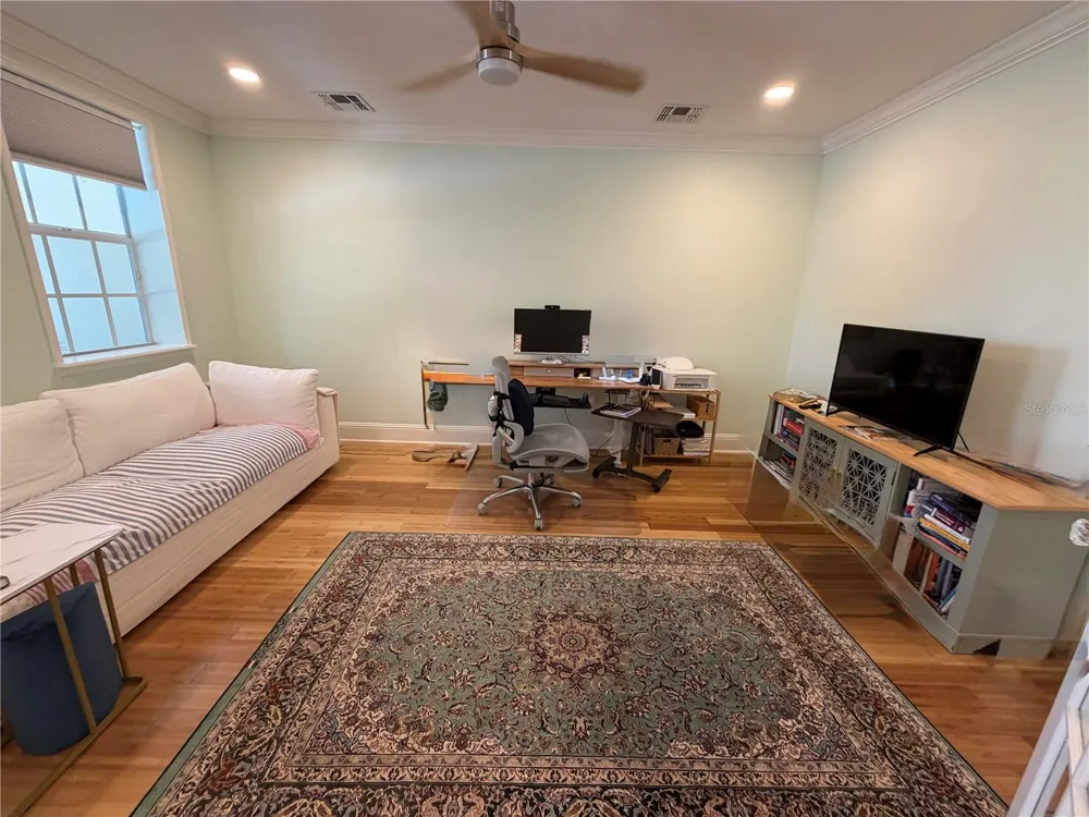 1425 CHATFIELD PLACE Orlando, FL 32814