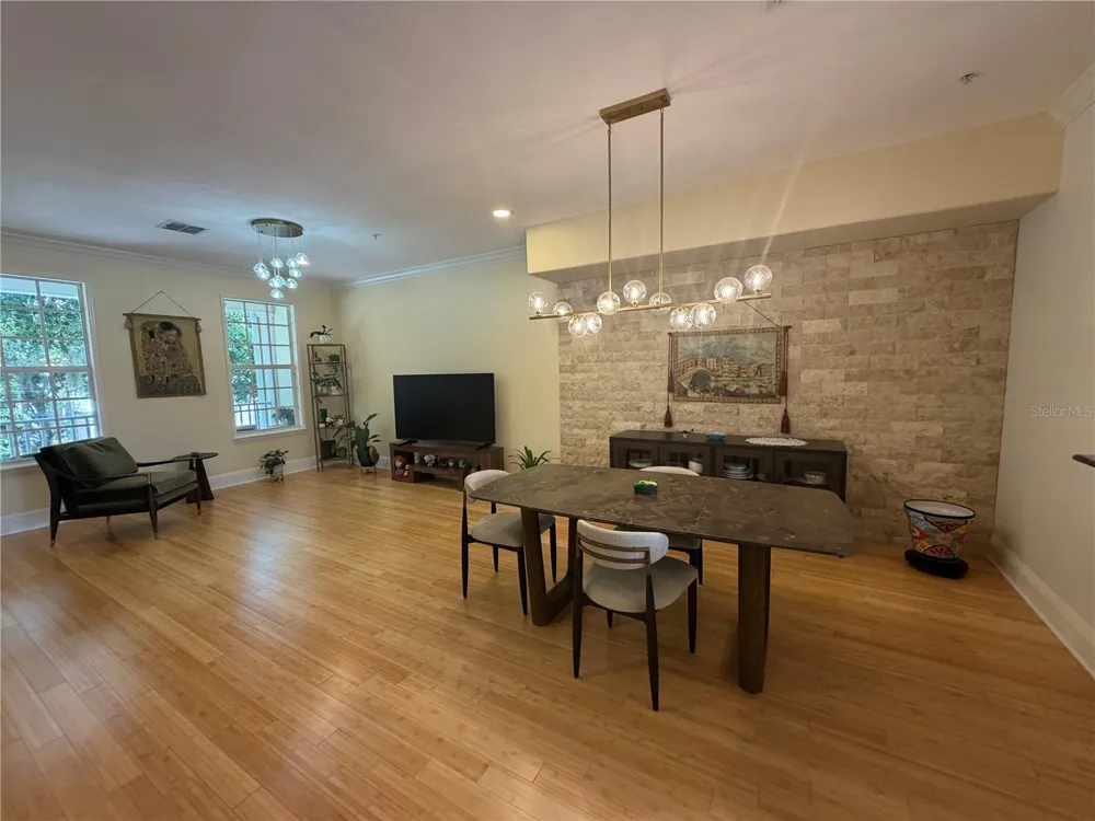 1425 CHATFIELD PLACE Orlando, FL 32814