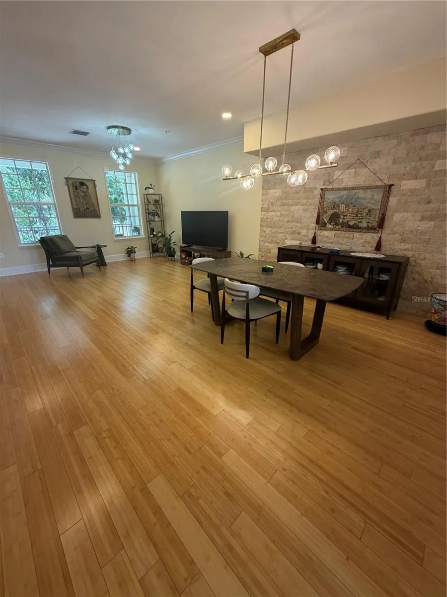 1425 CHATFIELD PLACE Orlando, FL 32814