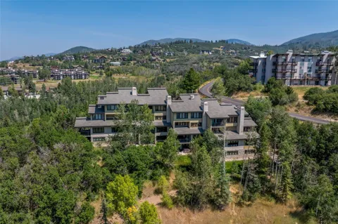 2290 Storm Meadows Drive #6