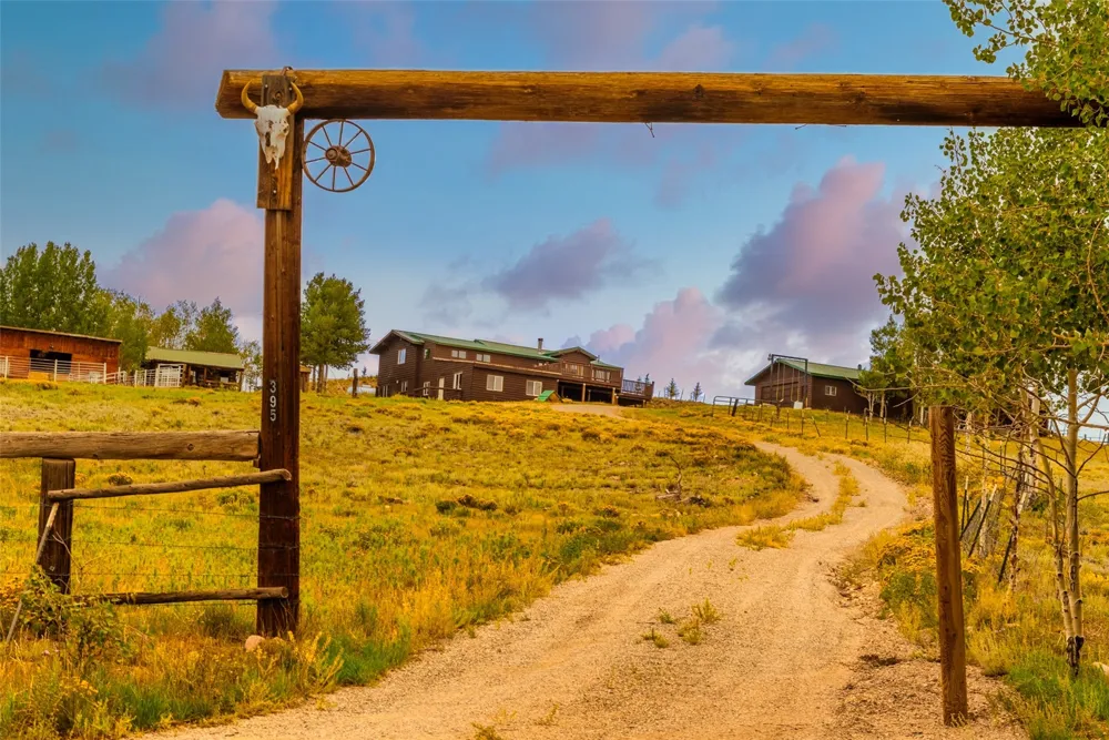 395 Georgia Drive Jefferson, CO 80456