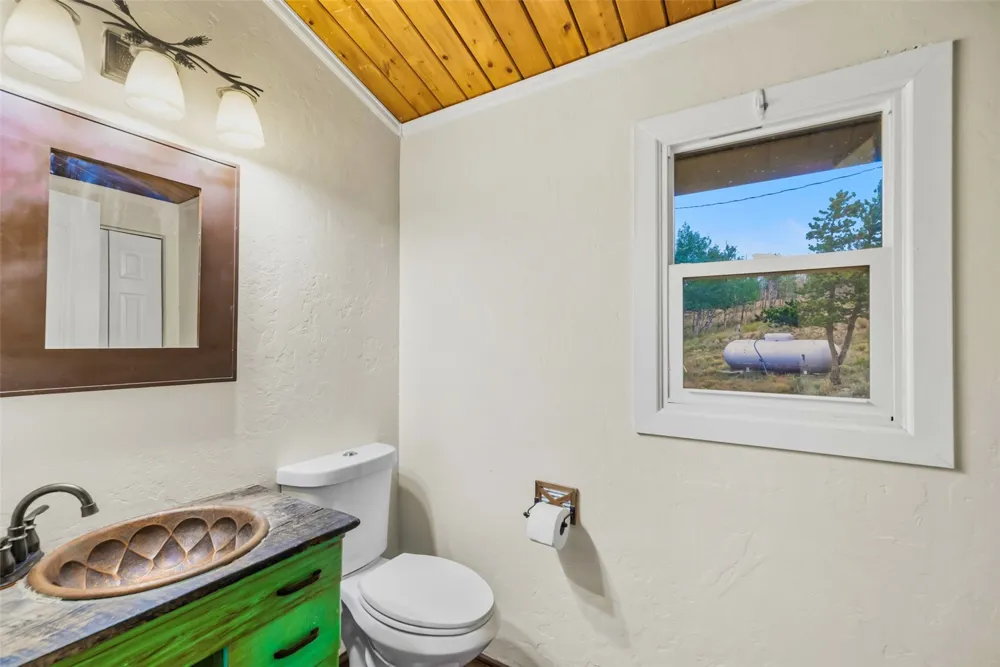 395 Georgia Drive Jefferson, CO 80456