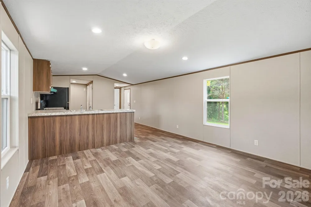 5101 Flay Road Lincolnton, NC 28092