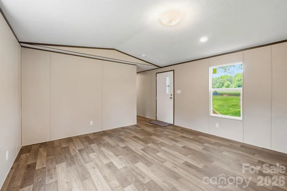 5101 Flay Road Lincolnton, NC 28092