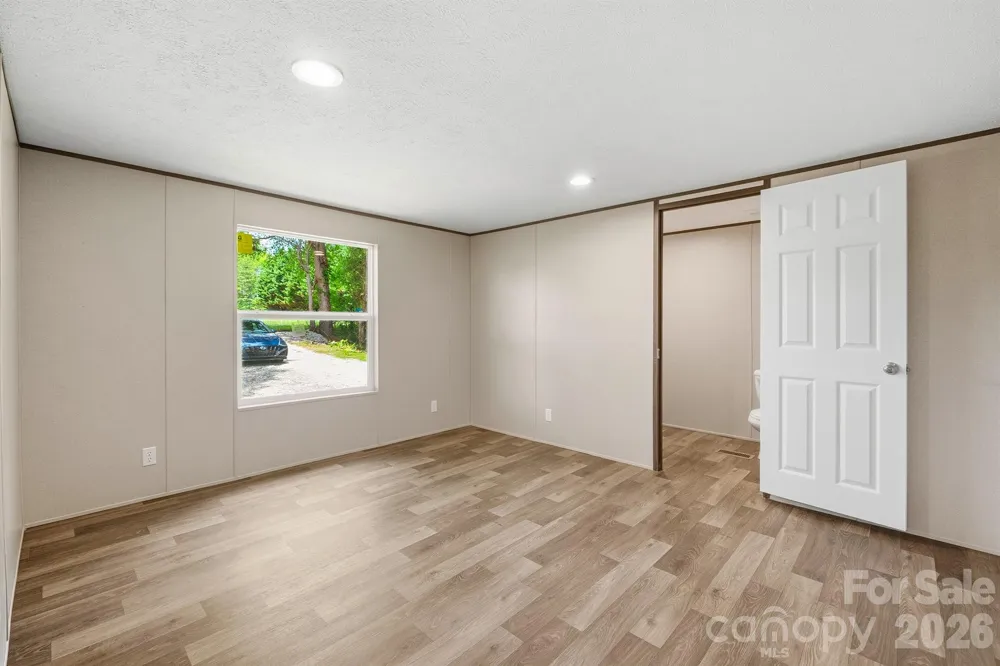 5101 Flay Road Lincolnton, NC 28092