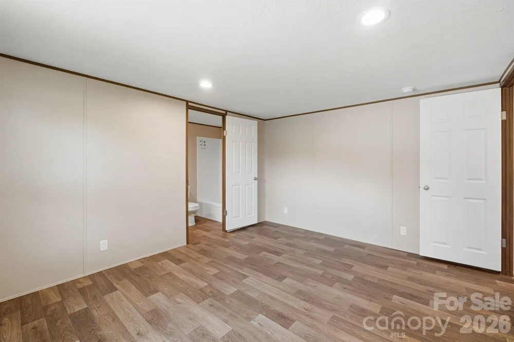 5101 Flay Road Lincolnton, NC 28092