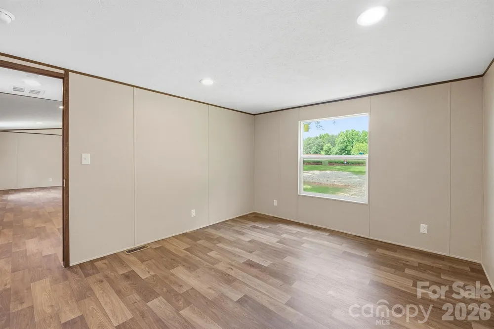 5101 Flay Road Lincolnton, NC 28092