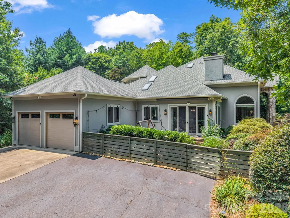 556 Quail Ridge Boulevard Lake Lure, NC 28746