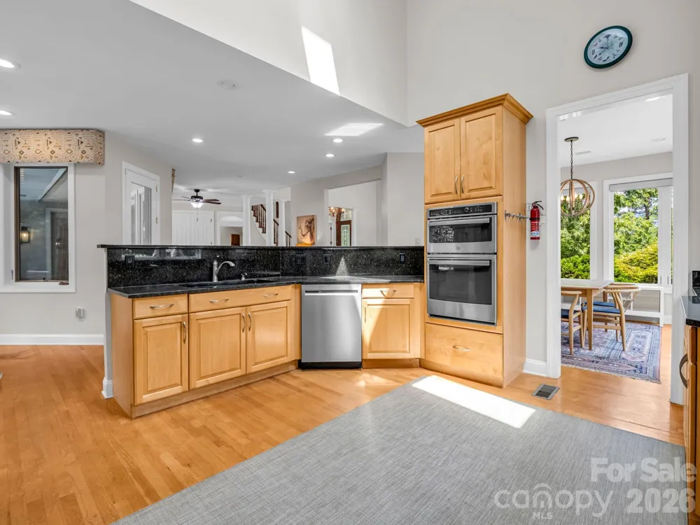 556 Quail Ridge Boulevard Lake Lure, NC 28746