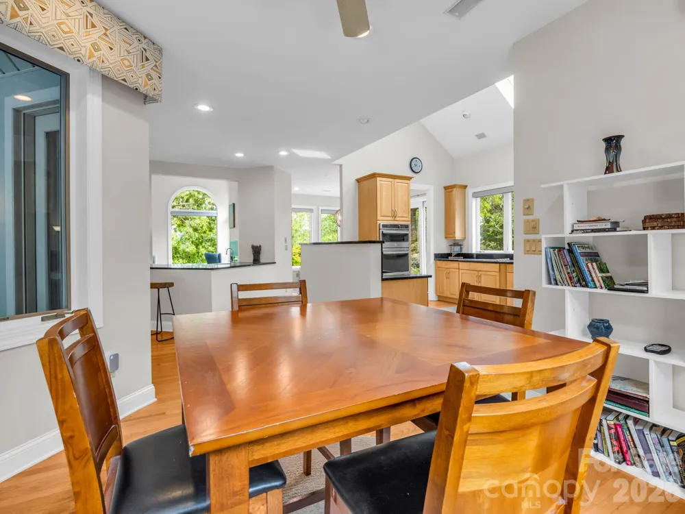 556 Quail Ridge Boulevard Lake Lure, NC 28746