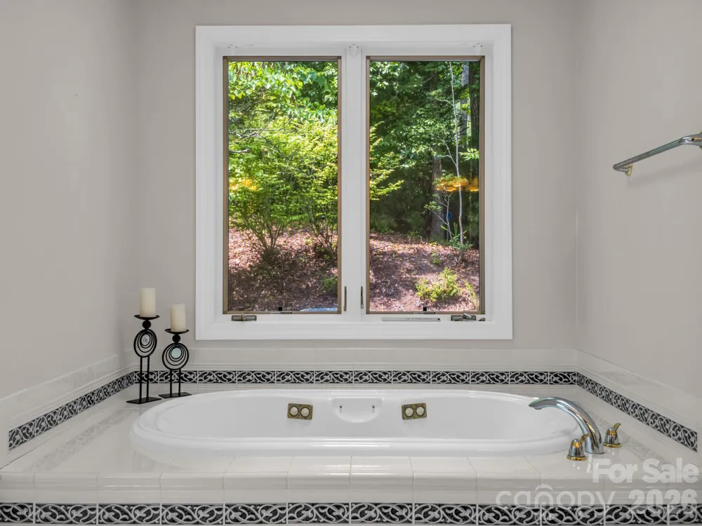 556 Quail Ridge Boulevard Lake Lure, NC 28746